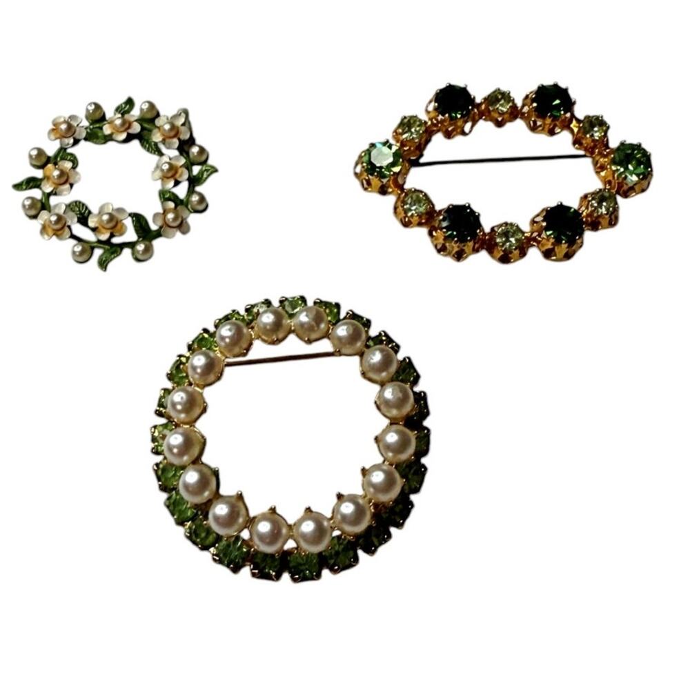 Vintage Lot (3) Estate Finds Gold & Green Wreath Shaped Brooches Austria MORE